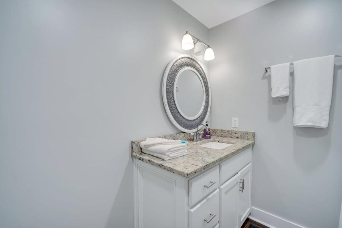 Apartmán Eagle Exec Loft In Downtown Statesboro Exteriér fotografie